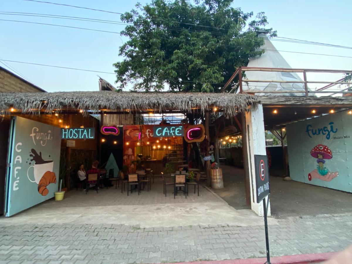 Fungi Tipis Hotel Tepoztlán Exterior photo